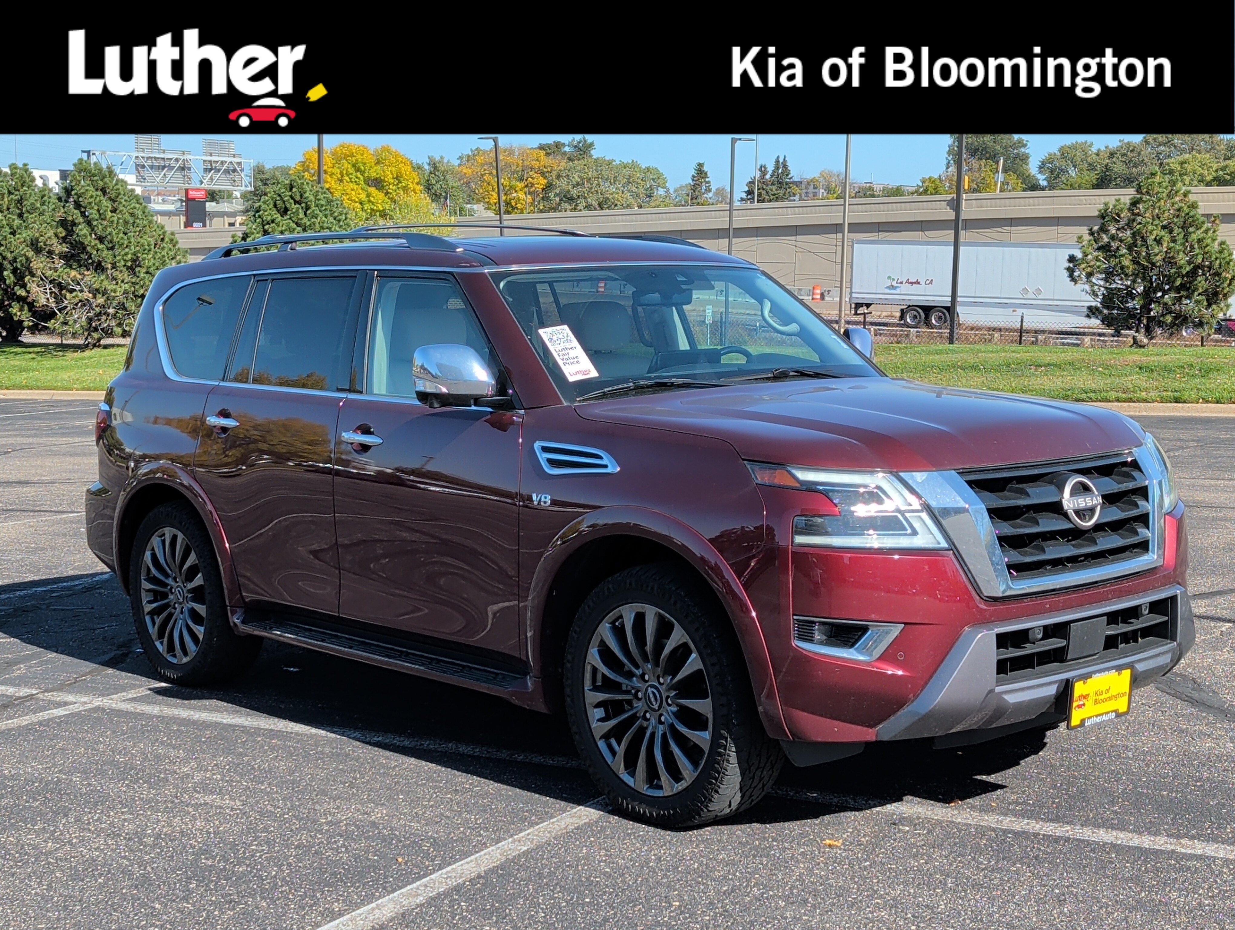 Used 2021 Nissan Armada Platinum w/ Captain's Chairs Package AWD/4WD image 1