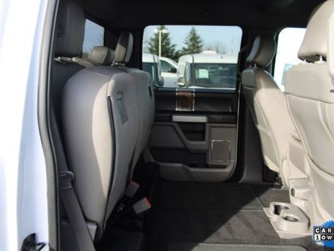 Used 2018 Ford F150 Lariat image 29