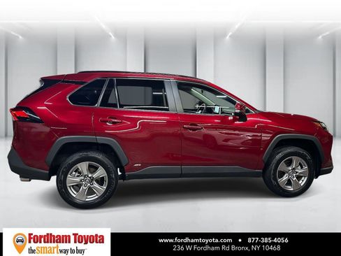 Certified 2025 Toyota RAV4 XLE AWD/4WD image 2