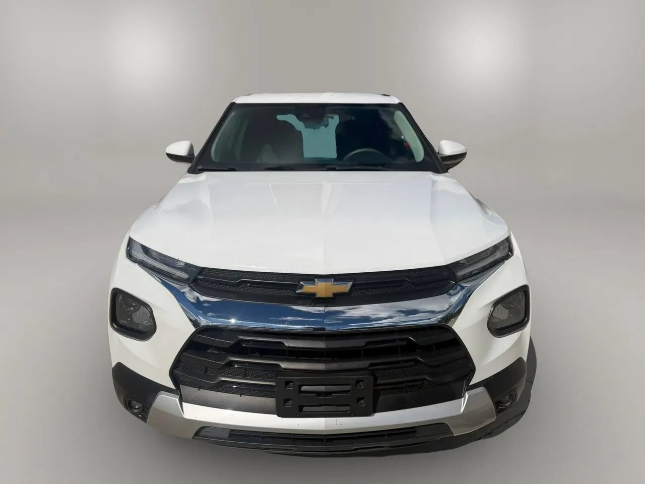 Used 2021 Chevrolet TrailBlazer LT w/ Convenience Package FWD image 2