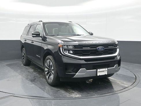 New 2025 Ford Expedition Platinum w/ Driver's Package image 8