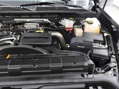 Used 2023 Chevrolet Silverado 2500 High Country image 24