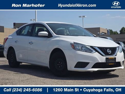 Used 2017 Nissan Sentra SV FWD image 1