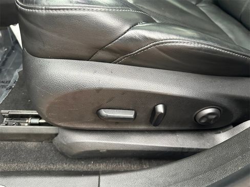 Used 2020 Buick Envision Essence image 13