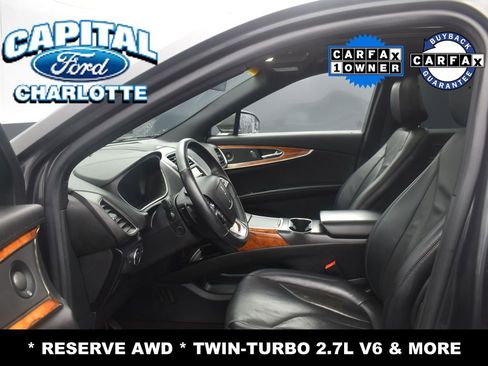 Used 2020 Lincoln Nautilus Reserve image 12