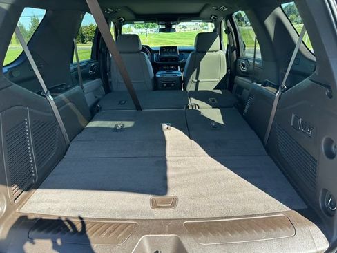 Used 2021 Chevrolet Tahoe LT w/ LT Signature Package AWD/4WD image 40