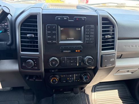 Used 2018 Ford F350 XL w/ STX Appearance Package AWD/4WD image 28