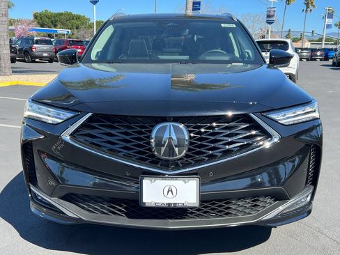Used 2026 Acura MDX SH-AWD w/ Advance Package image 2