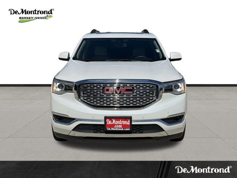 Used 2018 GMC Acadia Denali w/ Technology Package image 2