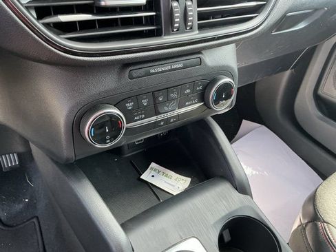 Used 2025 Ford Escape ST-Line AWD/4WD image 20