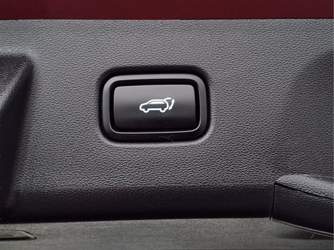 Used 2025 Hyundai Tucson SEL FWD image 6