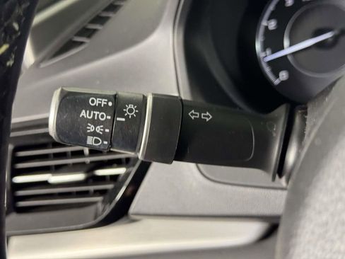 Used 2020 Acura RDX w/ Technology Package image 21