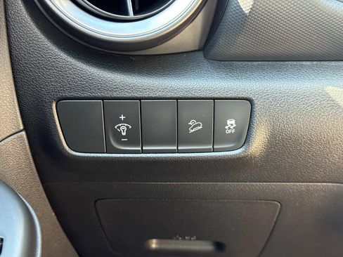 Used 2023 Hyundai Kona SEL w/ Cargo Package AWD/4WD image 14