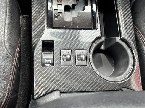 Used 2021 Toyota 4Runner TRD Off-Road Premium w/ Moonroof Package AWD/4WD image 15