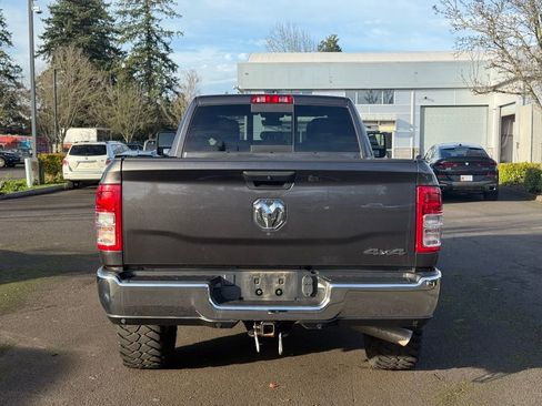 Used 2024 RAM 3500 Tradesman w/ Chrome Appearance Group image 4