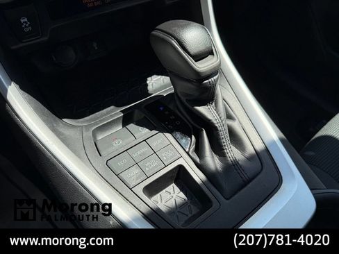 Used 2021 Toyota RAV4 LE AWD/4WD image 40