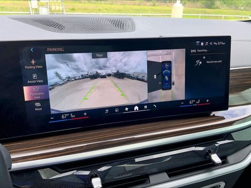 Certified 2024 BMW X6 xDrive40i w/ Premium Package image 24