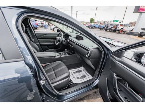 Used 2025 MAZDA CX-50 AWD 2.5 S w/ Preferred Package image 21