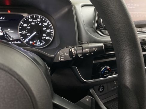Used 2024 Nissan Rogue SV AWD/4WD image 22