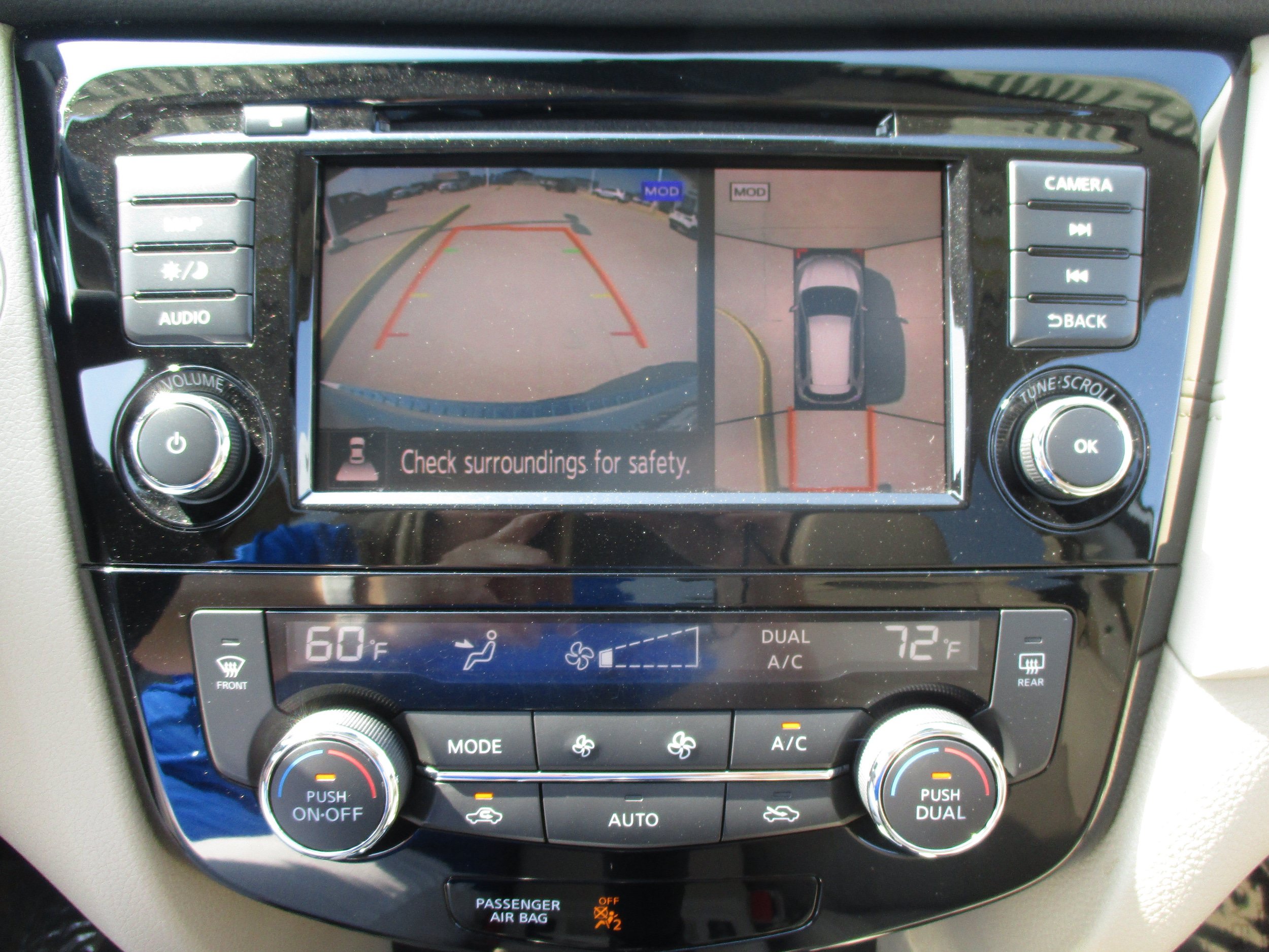 Used 2020 Nissan Rogue SL w/ Premium Package AWD/4WD image 24