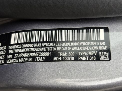 Used 2021 Alfa Romeo Stelvio Ti image 18