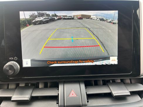 Used 2025 Toyota RAV4 LE AWD/4WD image 21