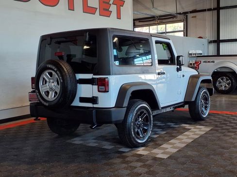 Used 2013 Jeep Wrangler Sport AWD/4WD image 6