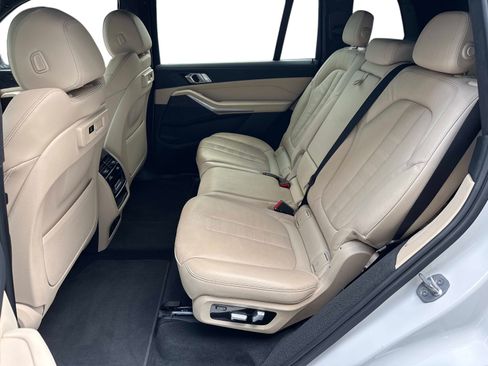 Used 2022 BMW X7 xDrive40i AWD/4WD image 14