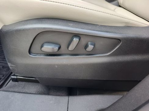 Used 2020 Cadillac XT4 Luxury FWD image 22