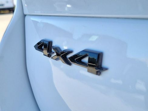 New 2025 Jeep Grand Cherokee L Limited w/ Black Appearance Package image 7