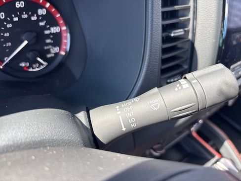 Used 2023 Nissan Frontier PRO-4X w/ Technology Package image 40