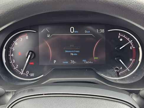 Used 2024 Toyota RAV4 LE AWD/4WD image 19