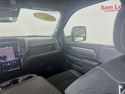 Used 2025 RAM 3500 Tradesman image 21