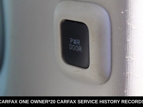Used 2014 Toyota Sienna XLE w/ XLE Premium Package FWD image 24