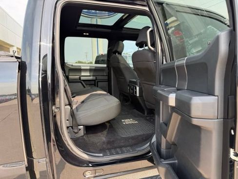 Used 2016 Ford F150 XLT w/ Equipment Group 302A Luxury AWD/4WD image 13