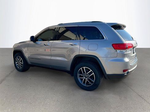 Used 2019 Jeep Grand Cherokee Limited AWD/4WD image 6
