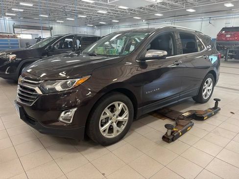 Used 2020 Chevrolet Equinox Premier FWD image 5