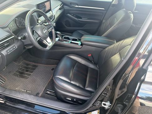 Certified 2023 Nissan Altima 2.5 SR w/ SR Premium Package FWD image 5