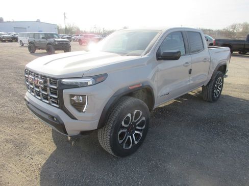 New 2026 GMC Canyon AT4 w/ Nightfall Essentials Package AWD/4WD image 9
