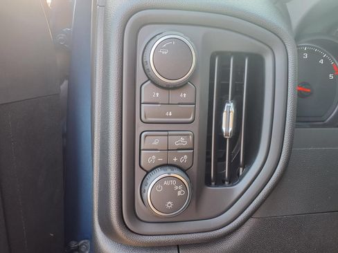 New 2026 Chevrolet Silverado 2500 Custom w/ Custom Value Package AWD/4WD image 10