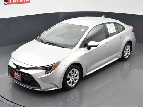 Used 2024 Toyota Corolla LE FWD image 23