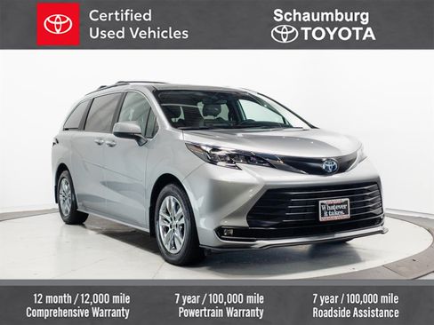 Certified 2025 Toyota Sienna XLE w/ XLE Plus Package AWD/4WD image 1