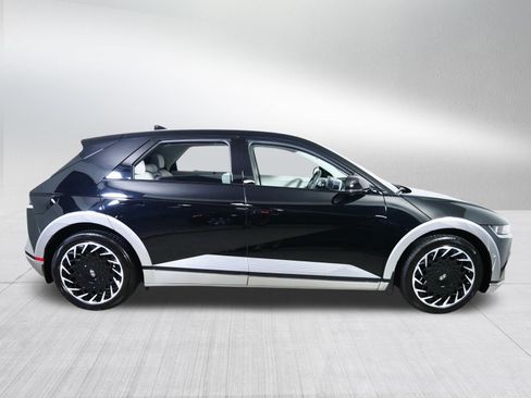 Used 2024 Hyundai Ioniq 5 Limited AWD/4WD image 8