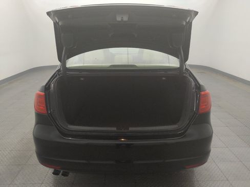 Used 2014 Volkswagen Jetta SE FWD image 29