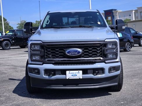 Used 2024 Ford F250 Lariat w/ Sport Appearance Package AWD/4WD image 2