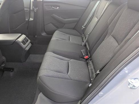 Used 2025 Honda Accord SE image 19