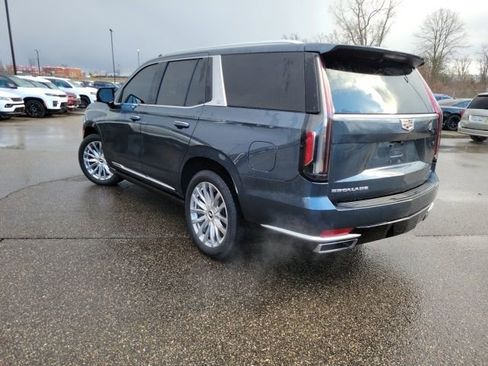 Used 2021 Cadillac Escalade Premium Luxury w/ Driver Assist Tech Package image 5