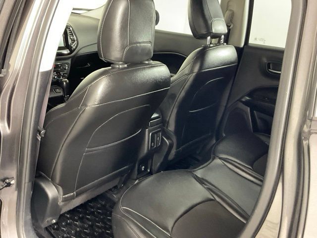 Used 2020 Jeep Compass Latitude FWD image 14