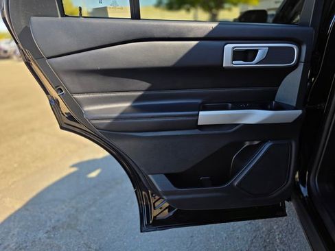 Used 2024 Ford Explorer XLT w/ Equipment Group 202A image 22