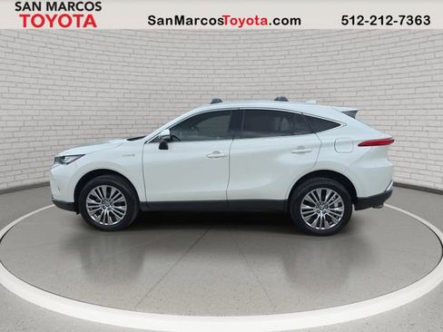 Used 2021 Toyota Venza XLE w/ Softex Package AWD/4WD image 9